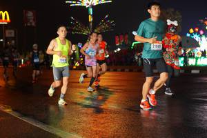 BIB: 21849, 20031
                            <button type="button" onclick="openModal(16181826)" class="btn btn-primary btn-sm float-right btn-popup" data-toggle="modal" data-target=".modal-high-quality">
                        <i class="fas fa-shopping-cart"></i> Add to Cart
                    </button>
                                            <button type="button" onclick="isThisMe(16181826, true)" class="btn btn-success btn-sm float-right btn-popup btn-isme hidden" data-toggle="tooltip" data-placement="bottom" title="นี่คือรูปของคุณใช่ไหม คลิกที่นี่เพื่อเอาเข้าอัลบั้ม">
                        <i class="fas fa-plus"></i> Add to album
                    </button>
                    <button type="button" onclick="isThisMe(16181826, false)" class="btn btn-warning btn-sm float-right btn-popup btn-isnotme hidden">
                        <i class="fas fa-ban"></i> Remove from album
                    </button>